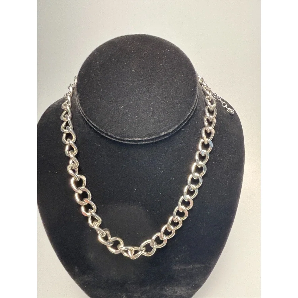 Chain Necklace Silver Tone Dramatic And‎ Bold Retro Chunky Unisex